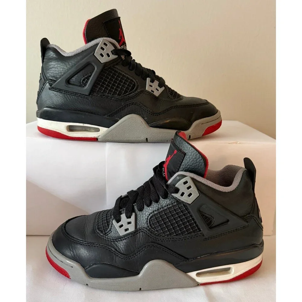 Air Jordan 4 Retro Size 4Y